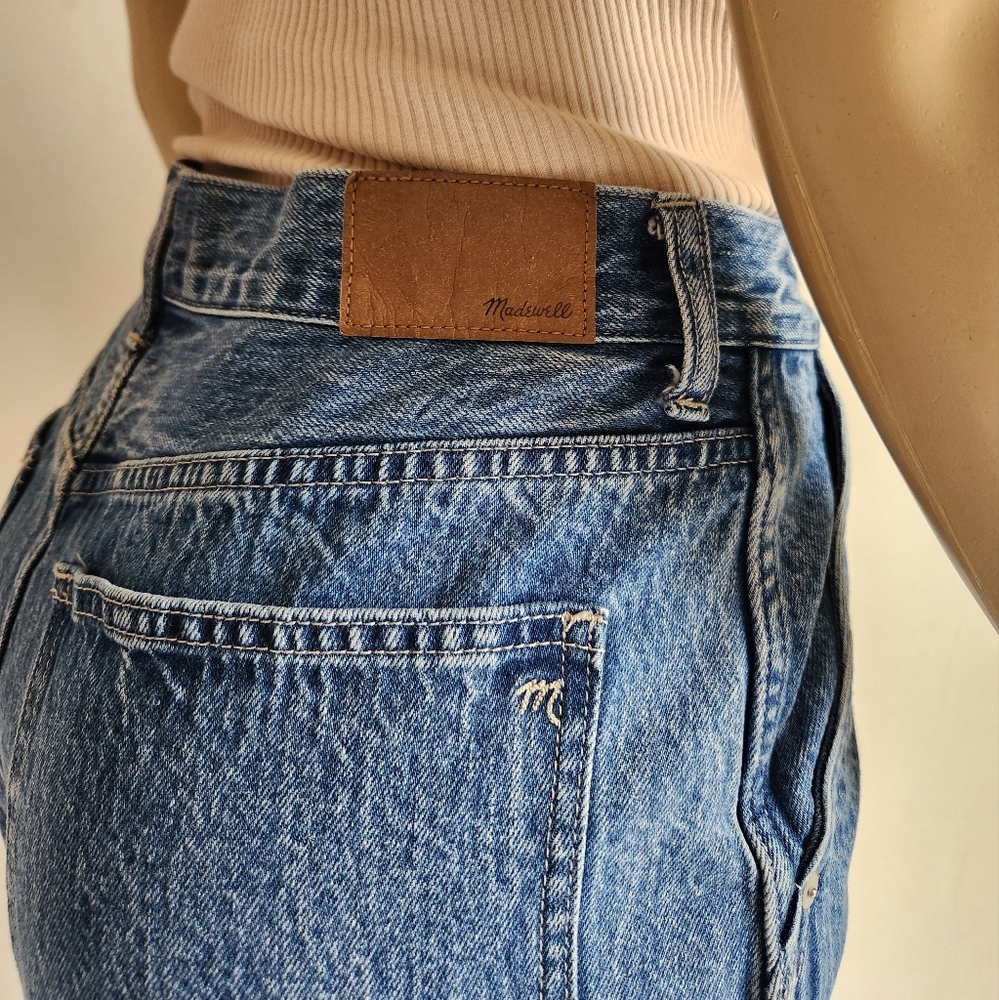 Madewell | Pieced Barrel-Leg Jeans - Picture 10 of 16
